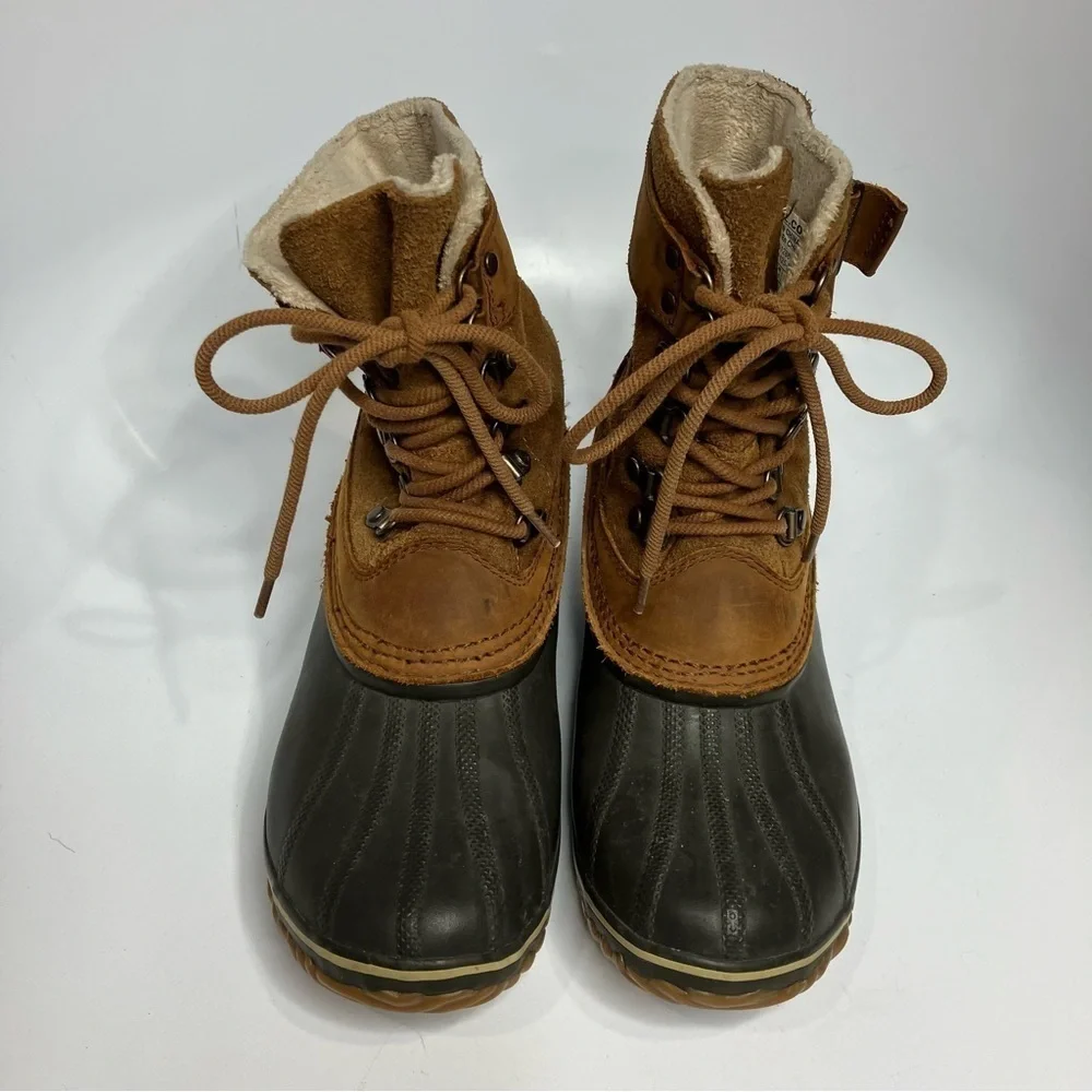 Sorel winter fancy lace up boots duck boots size 8.5‎